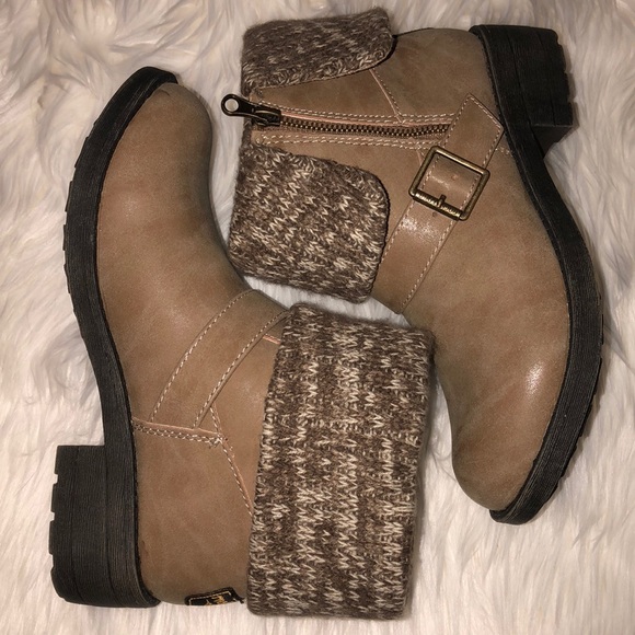 Rocket Dog size 6M boots - Picture 2 of 6